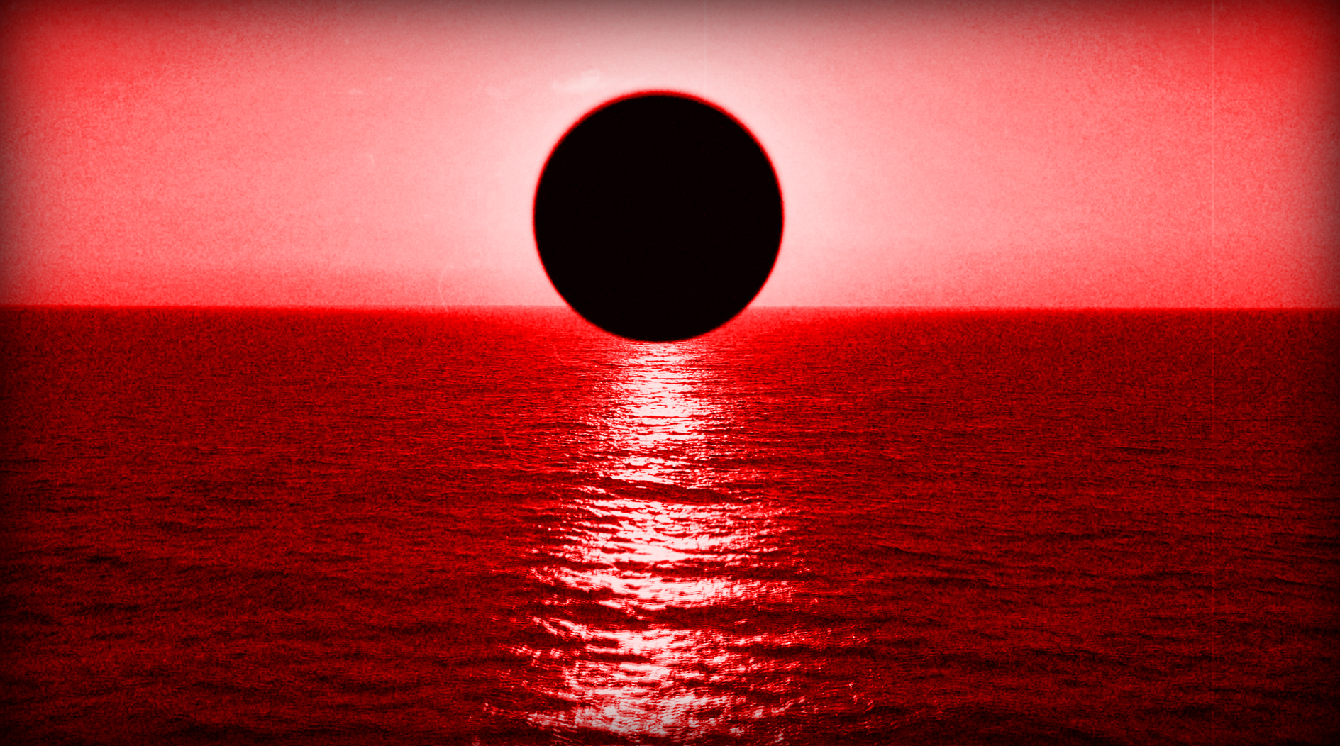 red-moon-apostles-2